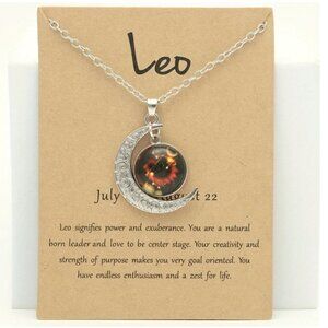 NWT Leo Silver-Tone 1.5" Glass Moon Pendant 18-20" Necklace